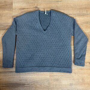 & Other Stories Diamond Quilted V Neck Sweatshirt Grey Elevated Basic Neutral 42